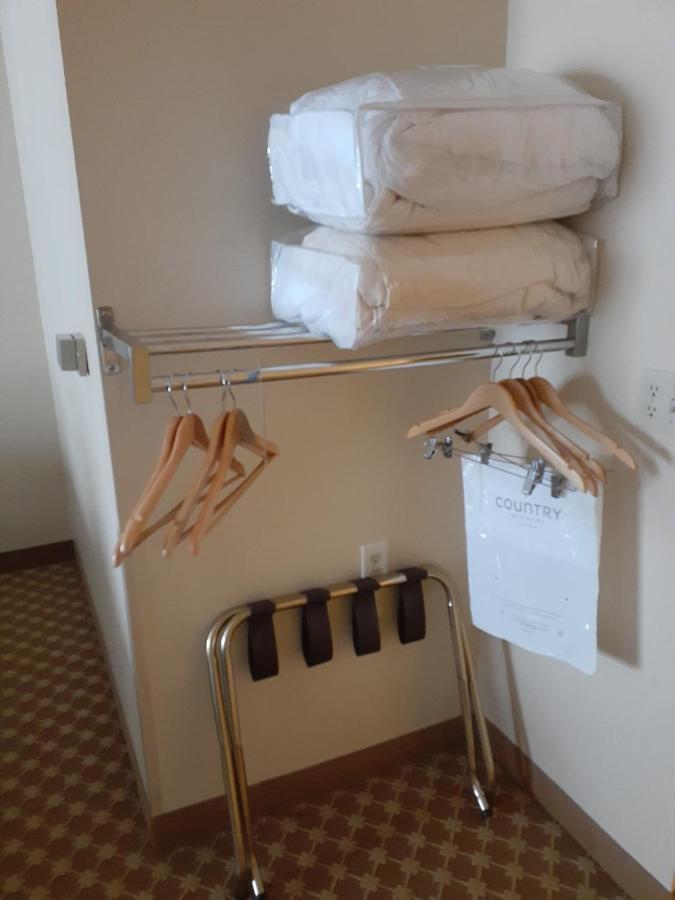 Country Inn & Suites By Radisson, Freeport, Il Екстериор снимка