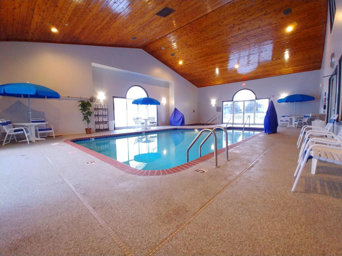 Country Inn & Suites By Radisson, Freeport, Il Екстериор снимка